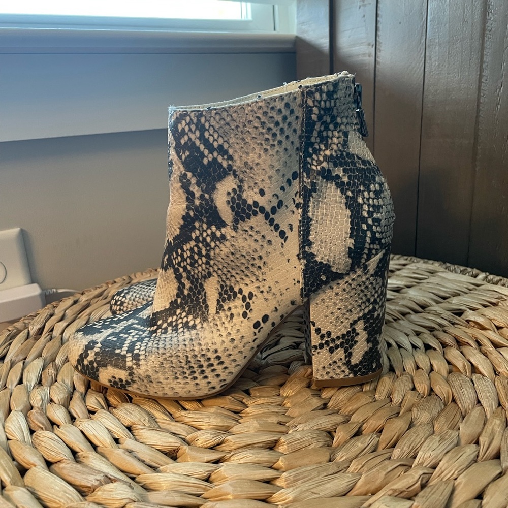 Snake Booties - Picture 3 of 5